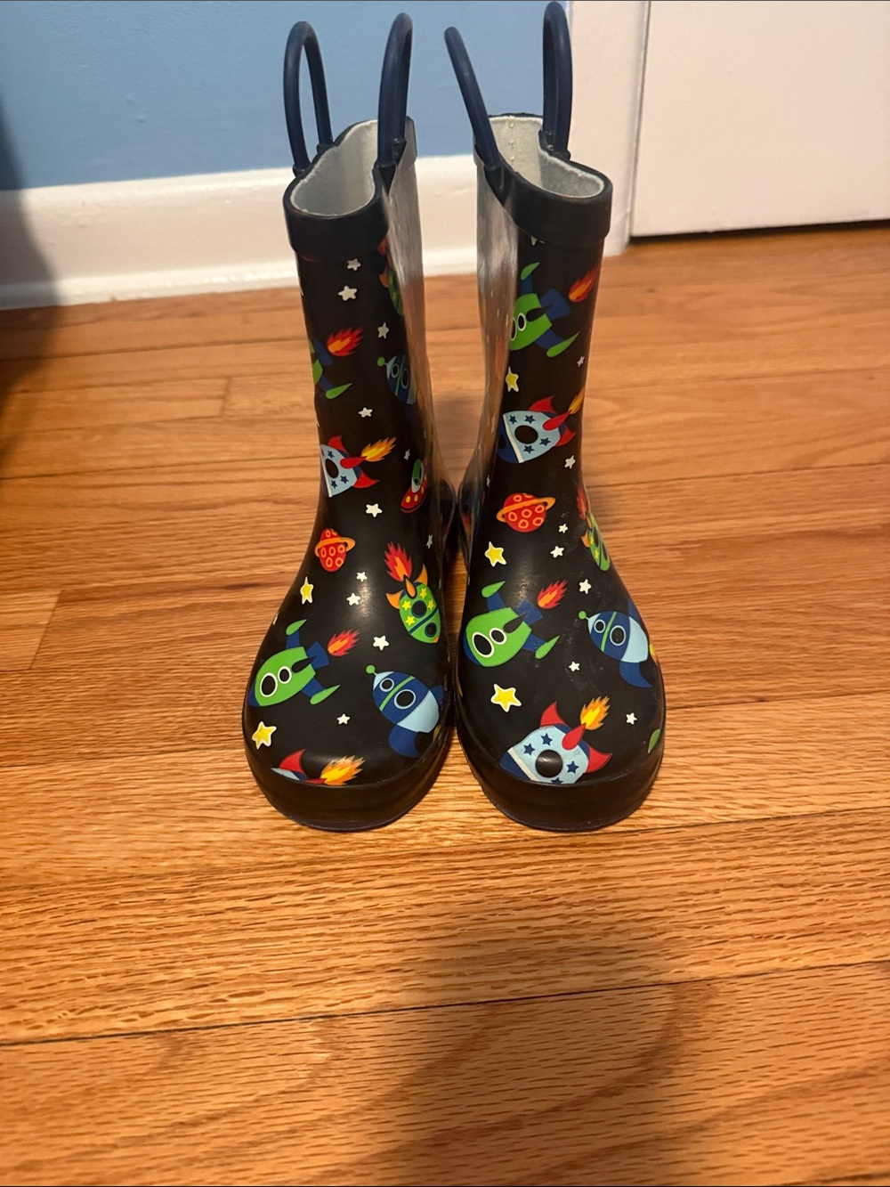 Kids Rocket-Print Black Rain Boots with Easy Pull Handles Size 13